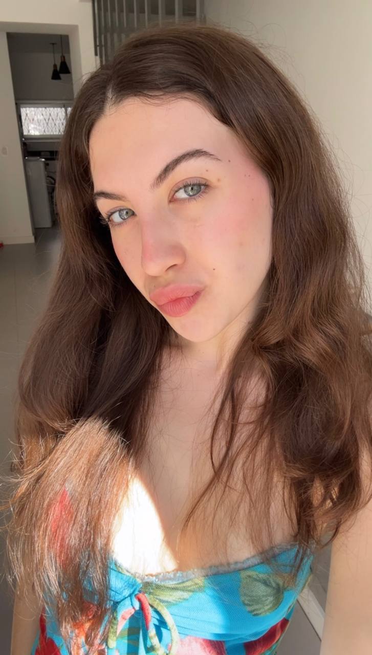 Nude girl Amber in Yekaterinburg