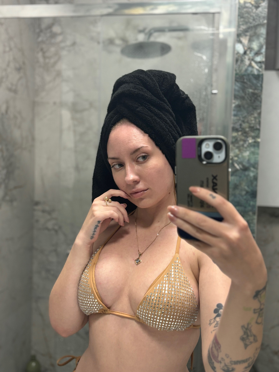 Nude girl KateV in Yekaterinburg