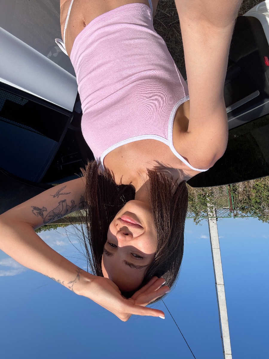 Sexy model Tina in Yekaterinburg